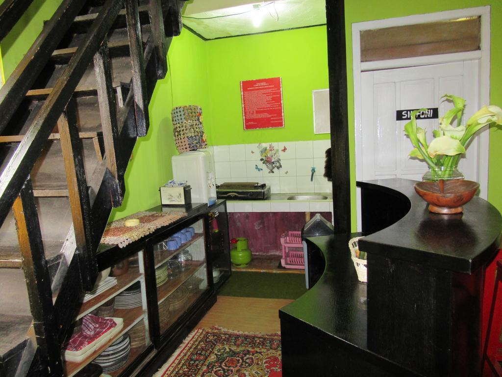 Green Savannah Homestay Syariah Diyeng Exterior foto